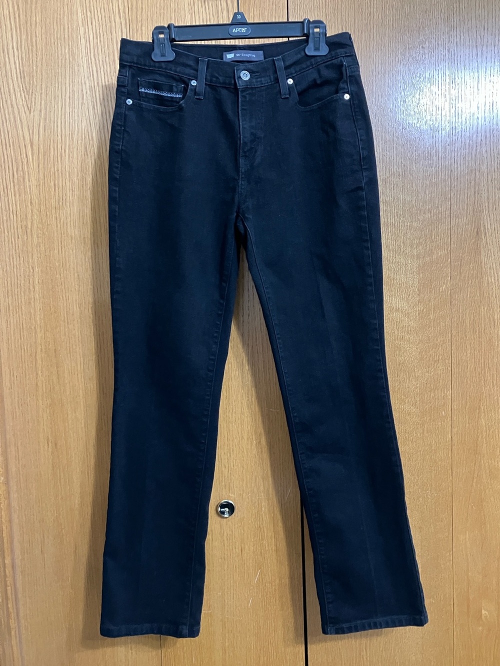 Levi’s 505 Straight Leg Women’s Black Jeans Size 8M 29x32